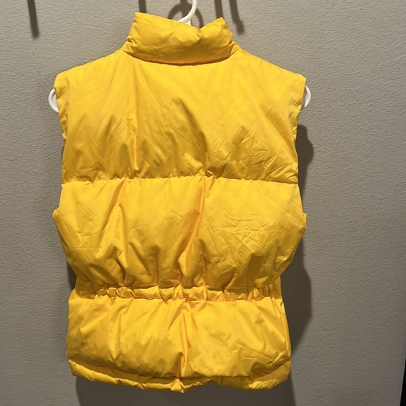 FU DA NY Yellow Puffer Vest Jacket Duck Down Medium EUC - Picture 3 of 6